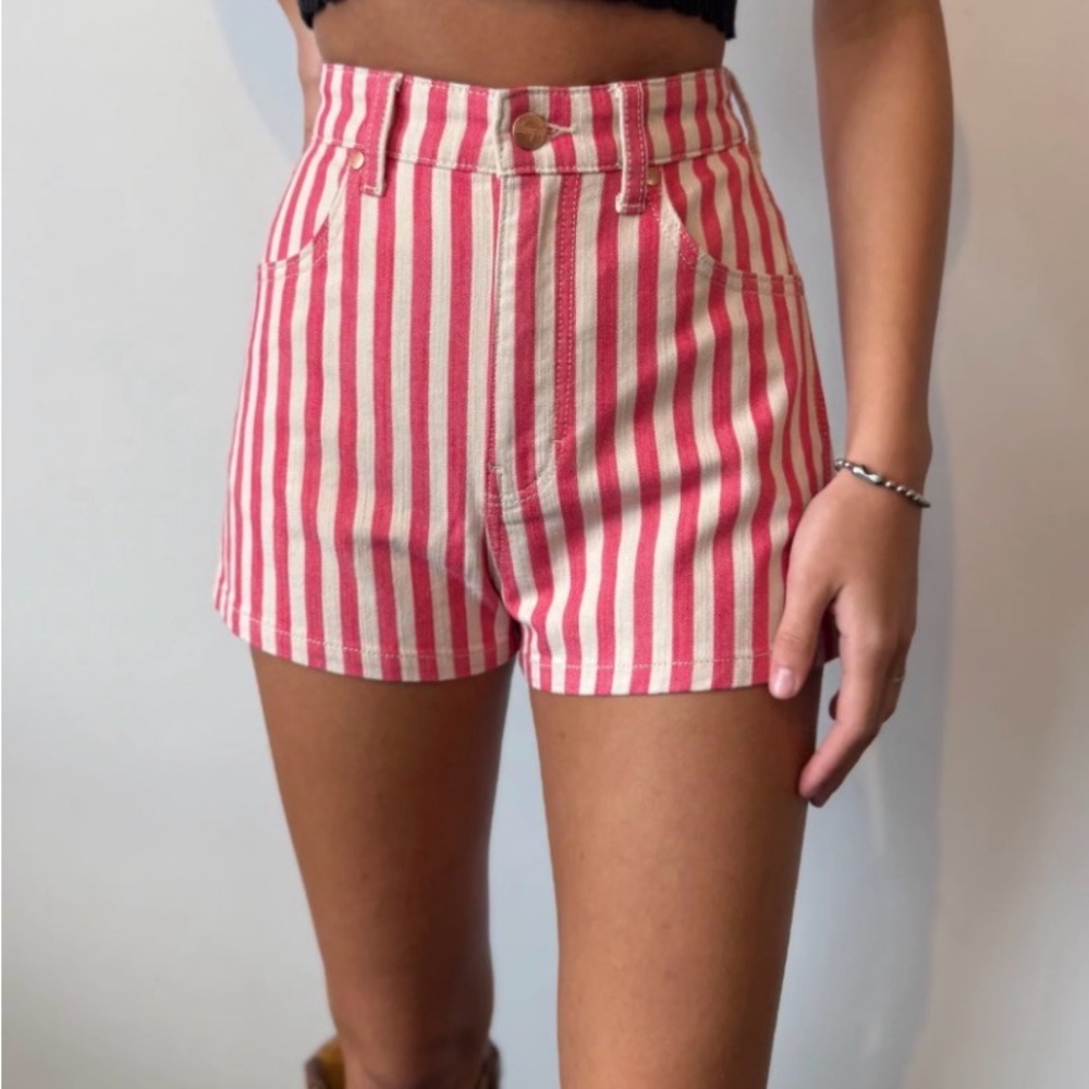 Wrangler High-Waist Pink and White Striped Women’s Shorts Vintage Dolly